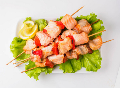 鱼烤肉串烧烤烧烤鱼串照片