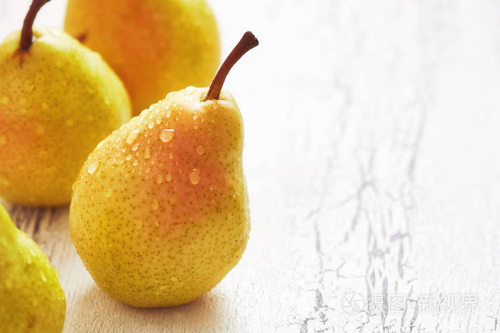 新鲜的威廉姆斯梨