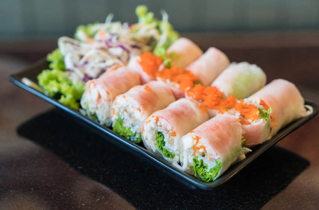 沙拉卷蔬菜沙拉插画