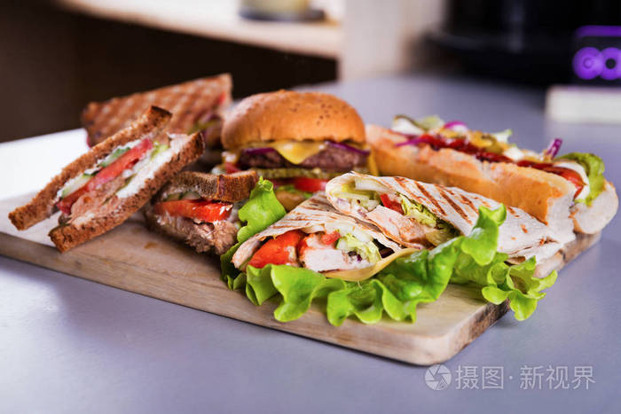 快餐食品汉堡包热狗三明治鸡肉卷