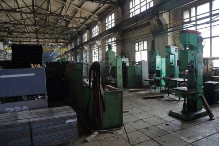 金属加工工具图片