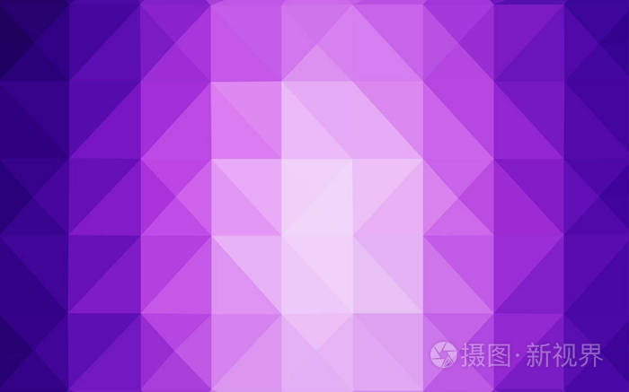 浅紫色粉红色矢量三角形镶嵌封面. 彩色抽象插图与三角形.