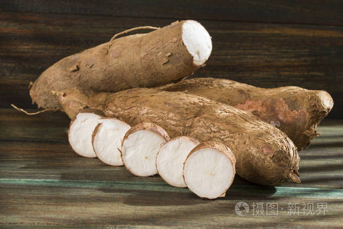 木薯生块茎麦冬