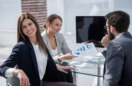 职场成功女性照片