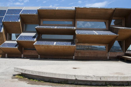 玻璃 建筑学 镜子 巴塞罗那 基础设施 能量 住房 面板