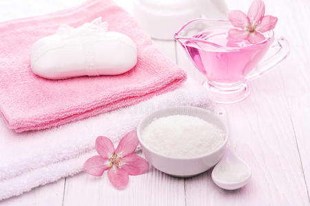 肥皂 浴室 春天 纵容 芬芳 奢侈 粉红色 美女 治疗 放松