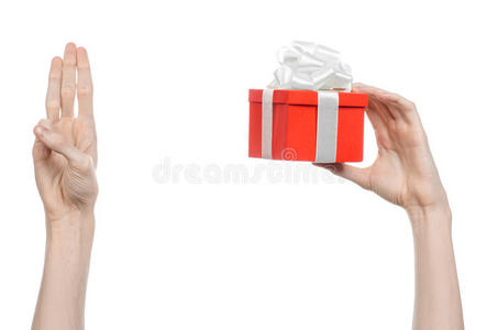 手指 祝贺你 圣诞节 零售业 传送 礼物 独家 包裹 周年纪念日