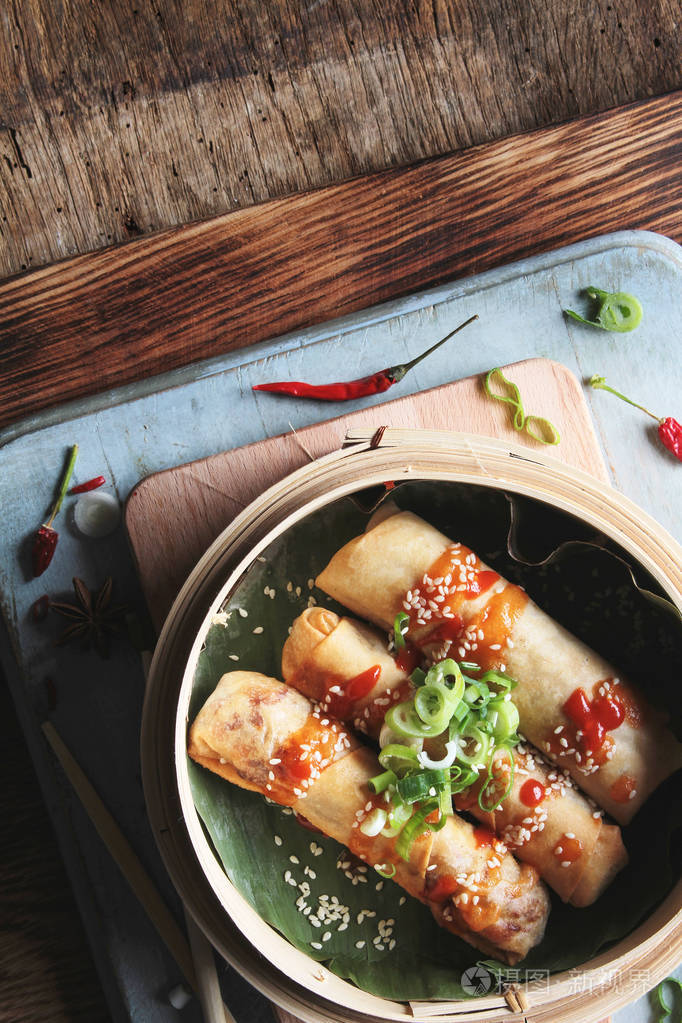 中国春卷开胃菜