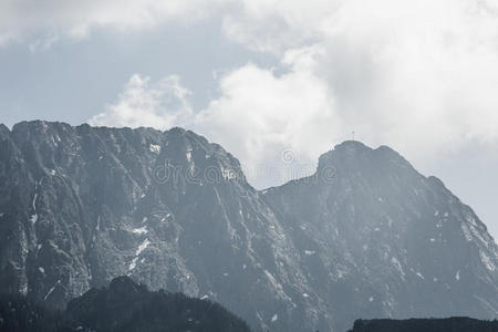 盖蒙特，著名的山峰附近的Zakopane，钢交叉是m