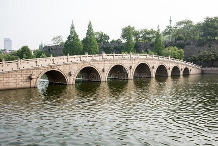 普通桥图片-普通桥素材-普通桥插画-摄图新视界