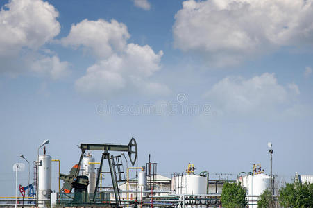 油泵千斤顶和炼油厂