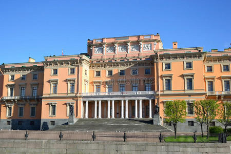 米哈伊洛夫斯基 古典主义 城堡 房子 路堤 历史的 宫殿