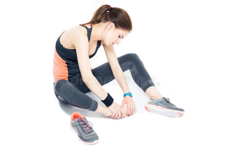 皮肤 运动服 乏力 地板 健康 损伤 照顾 运动鞋 疼痛