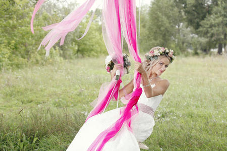 新娘 颤振 成人 粉红色 场景 可爱的 自然 乐趣 肖像
