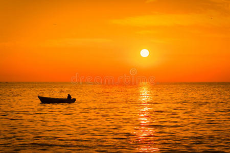 场景 阳光 天空 泻湖 海洋 公司 太阳 气候 日出 早晨