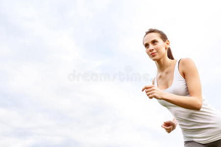 运动 运动型 女孩 适合 健身 空气 跑步者 天空 成人