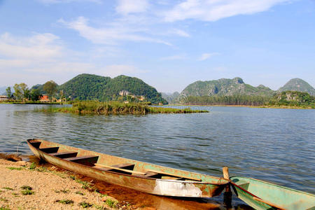 反射 美丽的 亚洲 自然 小山 海岸 乡村 地标 旅行 天空