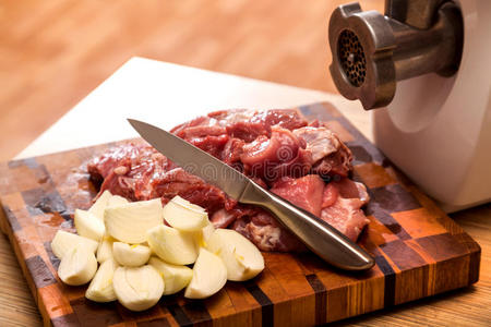 准备 木材 烹饪 牛排 脂肪 猪肉 切碎 晚餐 美食家 牛肉