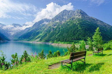 空凳和山湖，齐勒塔尔，奥地利