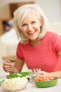 年龄 厨房 享受 营养 西蒂 食物 年代 饮食 房间 午餐