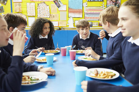 学校 学生 古老的 打破 饮食 享受 在室内 学童 白种人