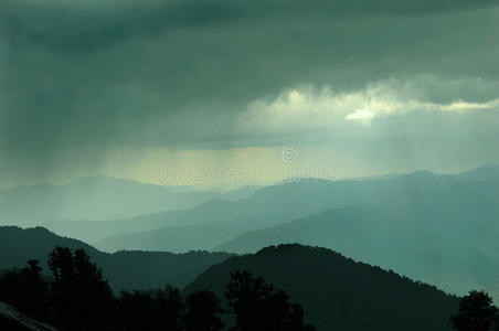 美丽的 高地 日落 日出 天空 早晨 高的 旅行 小山 山谷