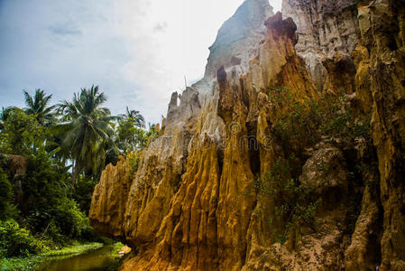 仙女溪SuoiTien，梅恩，越南。 梅内的旅游景点之一，美丽的山和水