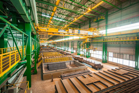 铸造 行业 磨坊 在室内 管道 产品 商业 地区 金属 加载
