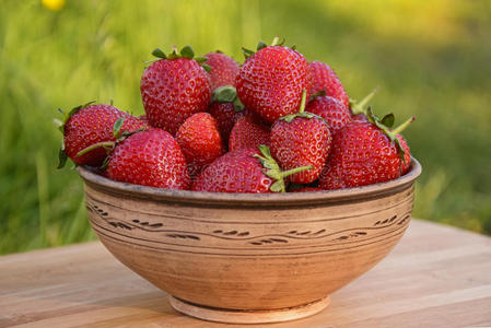 一碗草莓