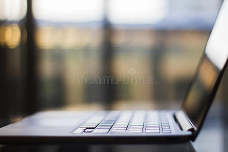 通信 连接 书桌 特写镜头 信息通信技术 桌面 键盘 计算机