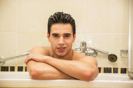 美丽的 沐浴 微笑 卫生 男人 水疗中心 公司 浴室 成人