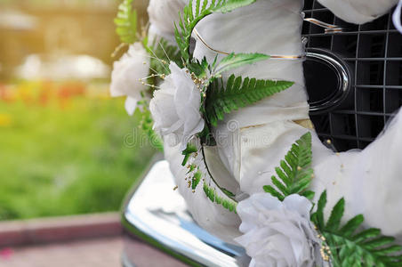 车上的婚礼装饰