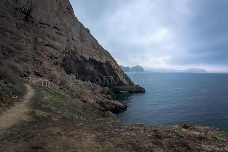 美丽的山景和大海