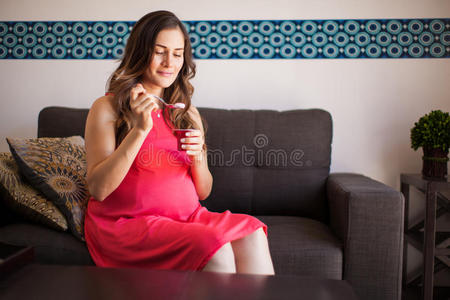 孕妇吃酸奶