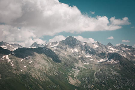 云彩山景。