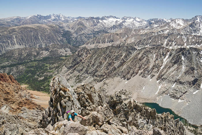 加利福尼亚 内华达州 登山者 探索 高的 健身 岩石 女人