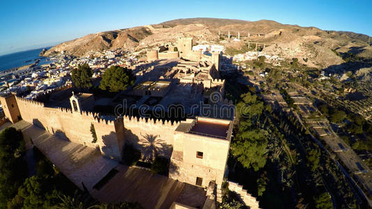 西班牙阿尔梅里亚城堡鸟瞰。
