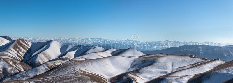 土地 天空 斜坡 地区 共和国 颜色 亚洲 旅行 自然 寒冷的