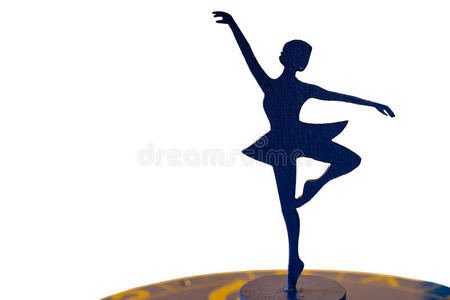 雕像剪影芭蕾舞演员在白色背景上的剪影雕像照片