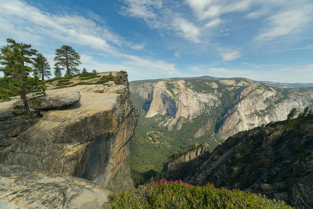 悬崖 天空 岩石 高的 加利福尼亚 旅行 自然 风景 峡谷