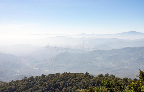 复杂的高山