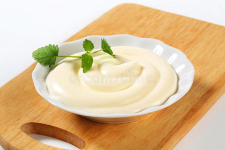 蛋黄酱沙拉酱图片