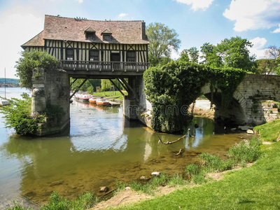 欧洲 乡村 旅行 村庄 假期 吸引力 房子 建筑 季节 河滨