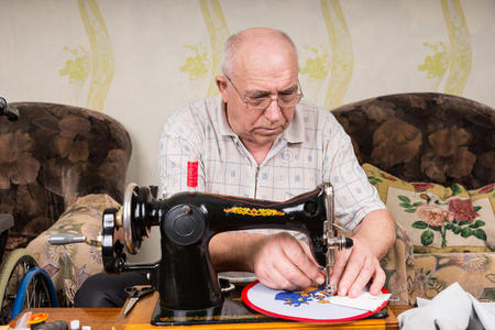 机器 手册 修理 障碍 起动 头发 男人 老年人 残疾人