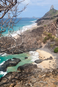 小山 巴西 波浪 岩石 群岛 皮科 石头 海滩 大西洋 拉丁语