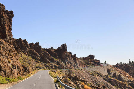 美丽的 曲线 沥青 场景 公路 自然 环境 旅行 岩石 路线