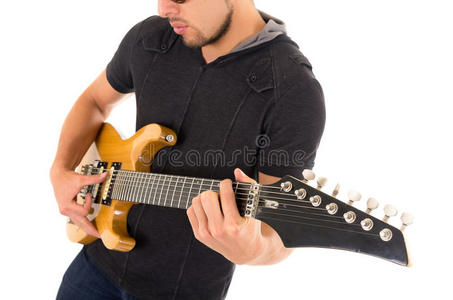 电吉他拉丁青年音乐家