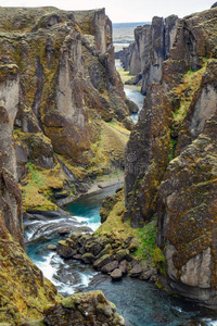 冰岛语 山谷 天空 岩石 风景 深的 地质 极端 旅行 斯堪的纳维亚