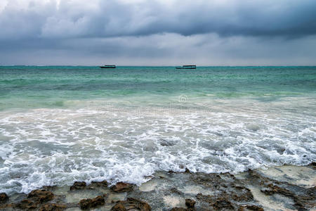 暴风雨的海洋