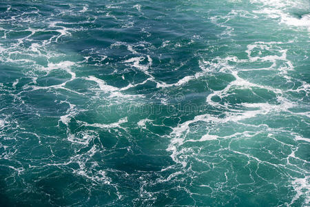 泼洒 浪涌 夏天 飞溅 海啸 滴下 运动 海水 液体 反射